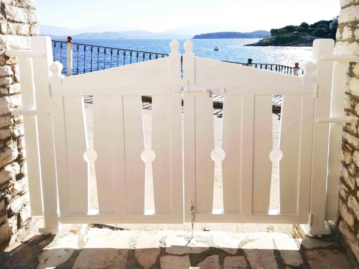 Sea Rose Appartement Kassiopi Buitenkant foto