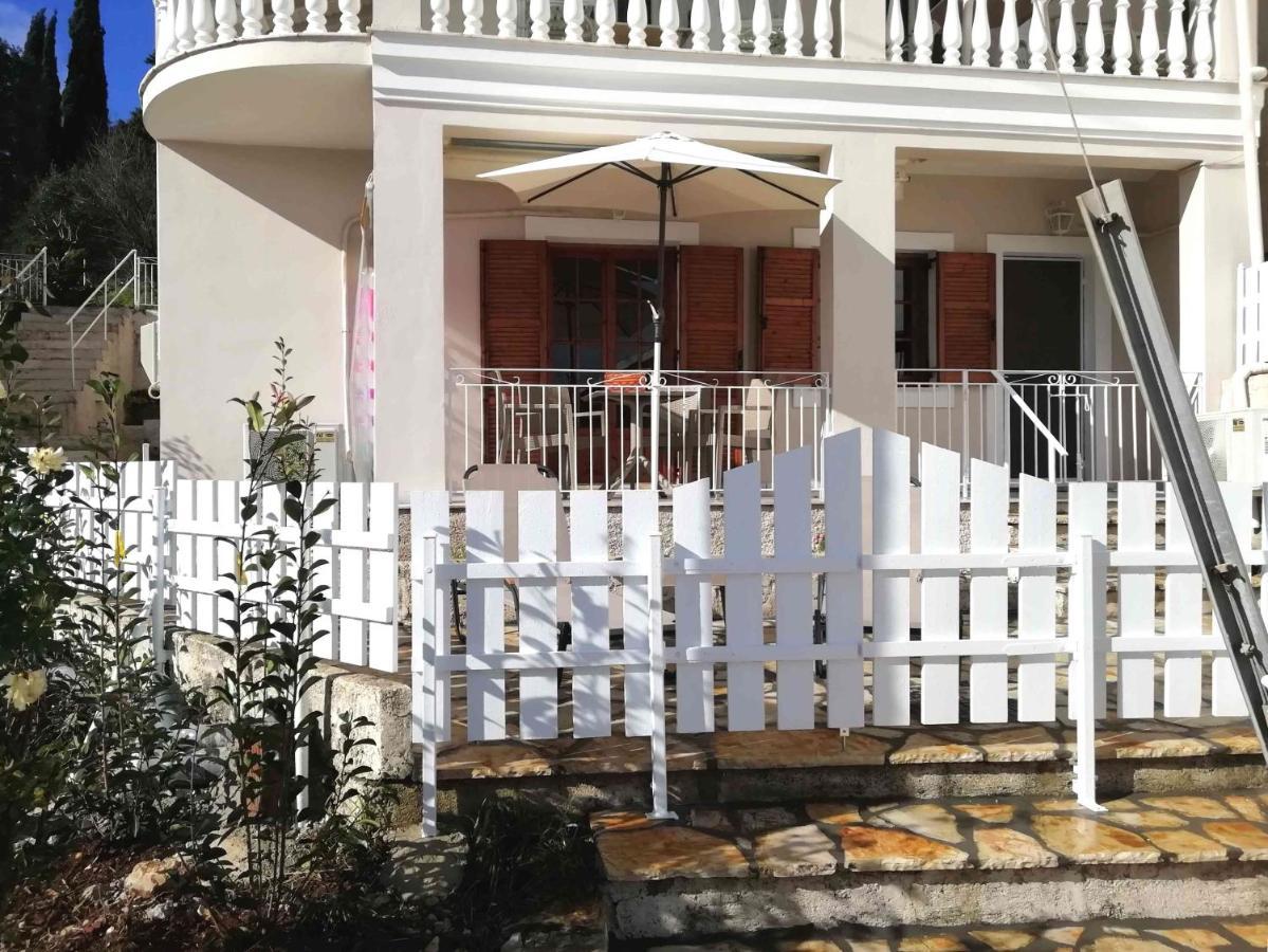 Sea Rose Appartement Kassiopi Buitenkant foto