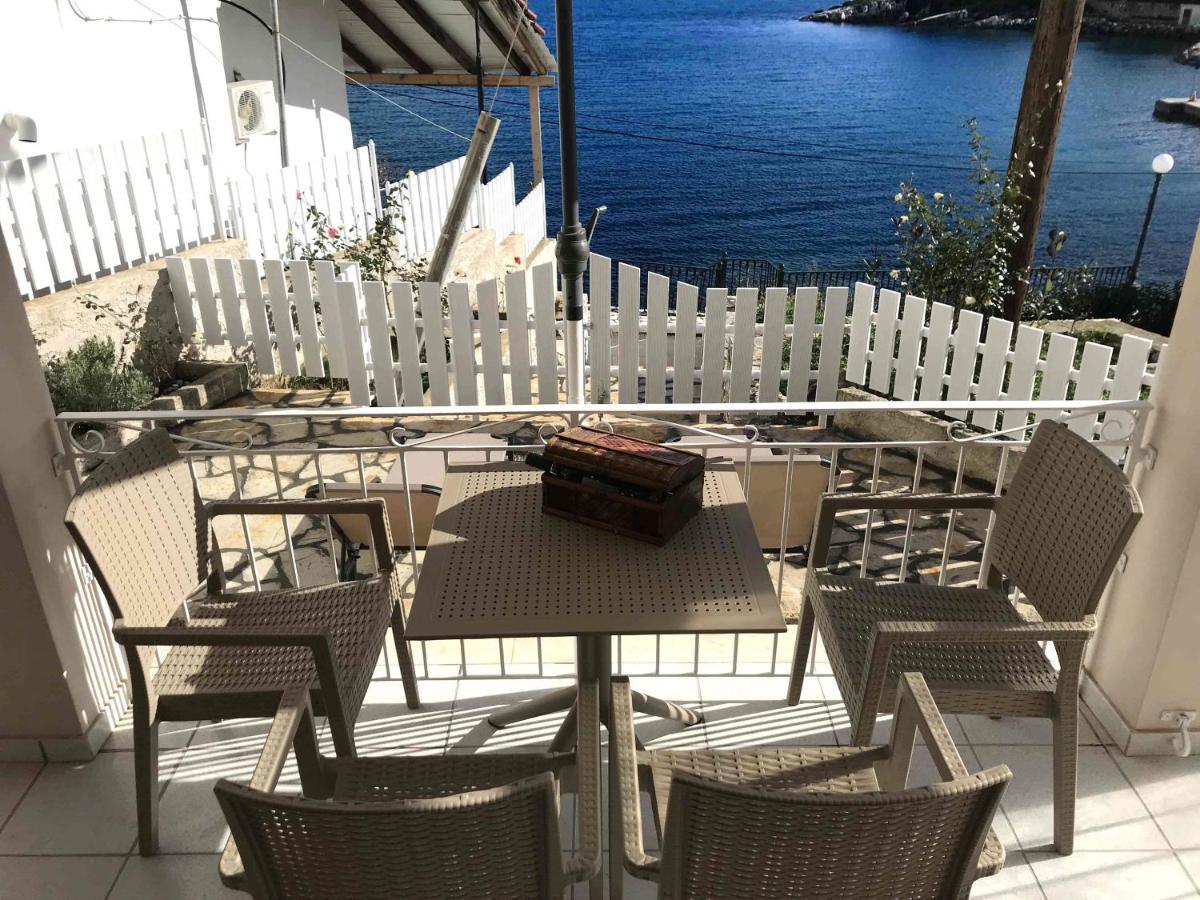 Sea Rose Appartement Kassiopi Buitenkant foto